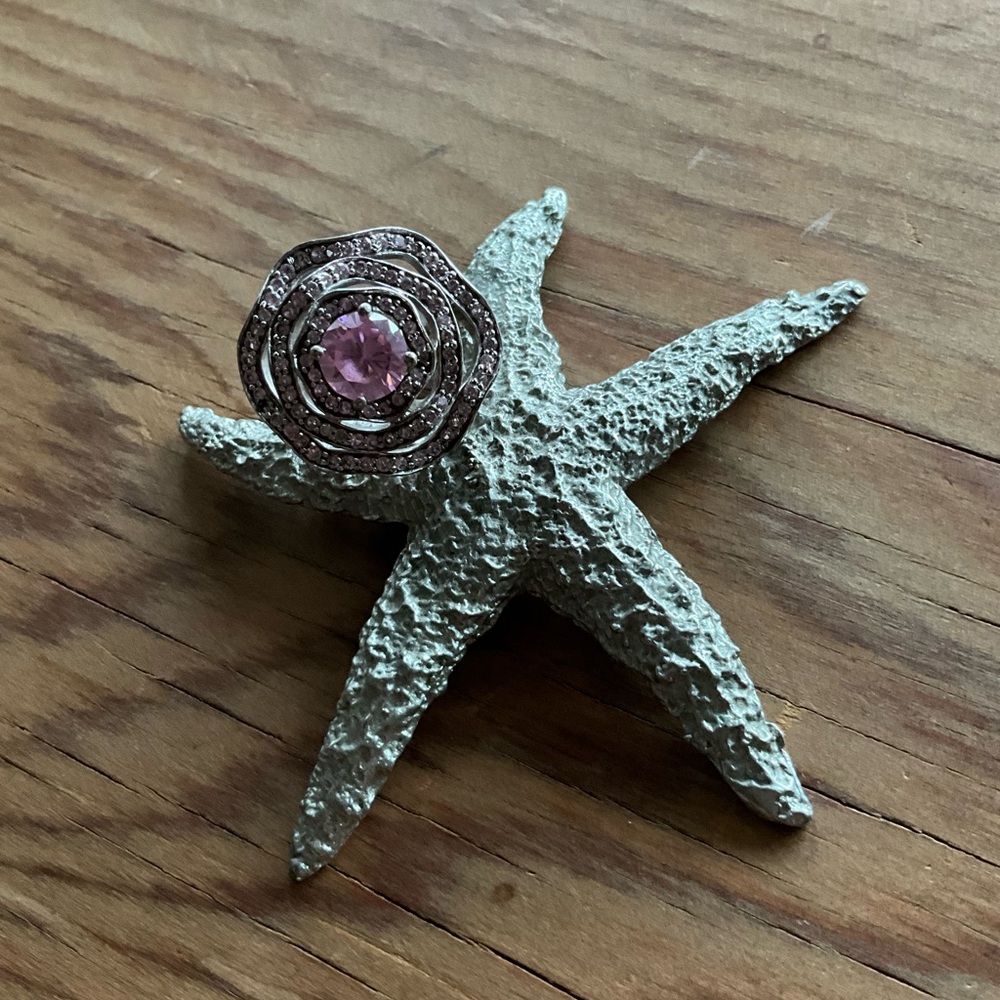 Crystal encrusted 🌸 statement ring sz 7